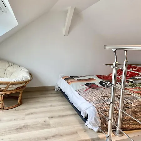 Leonard, Comme A La Maison - Vieux Lille